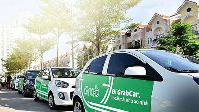 Bộ GTVT tuýt còi taxi tỉnh cài Grab chạy ở Hà Nội