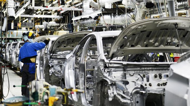 Doanh nghiệp sản xuất ô tô kiến nghị giảm thuế “kép” để giảm giá xe lắp ráp