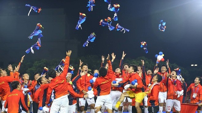 U22 Việt Nam: Cất HCV SEA Games, lại lên đường thôi!