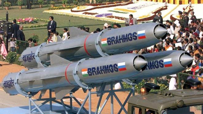 Quốc gia nào ở Đông Nam Á muốn sở hữu tên lửa siêu thanh BrahMos của Ấn Độ?
