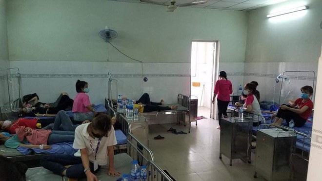 Gần 150 công nhân nghi ngộ độc thức ăn ở Đồng Nai