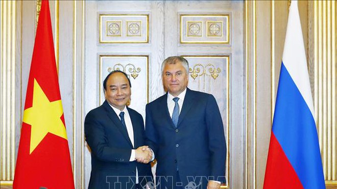 Thủ tướng Nguyễn Xuân Phúc gặp Chủ tịch Duma quốc gia Nga