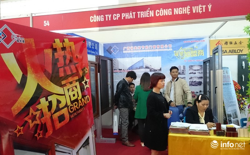 Ngỡ ngàng đi triển lãm