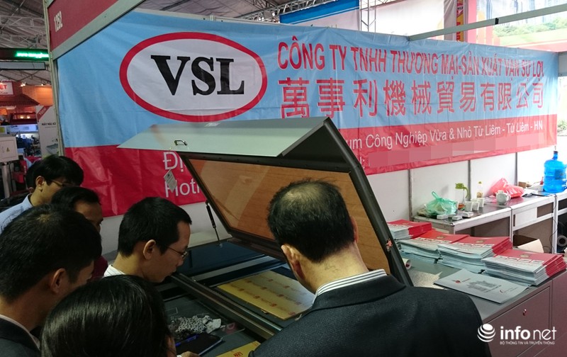 Ngỡ ngàng đi triển lãm