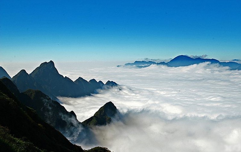 Hùng vĩ mây núi Phan Xi Păng - ảnh 10