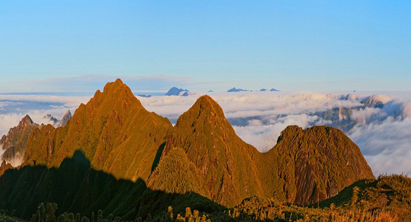 Hùng vĩ mây núi Phan Xi Păng - ảnh 4