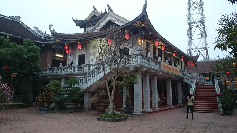 Vắng vẻ chùa Vọng Cung trước thời khắc giao thừa - ảnh 6