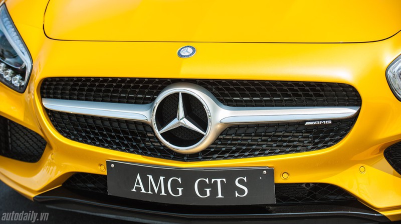 Mãn nhãn với vẻ đẹp của Mercedes AMG GT S tại Hà Nội - ảnh 5