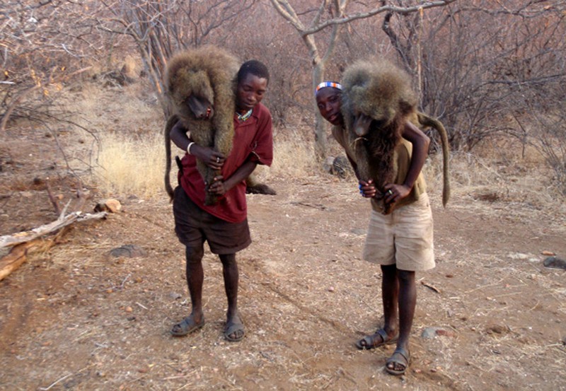 Bộ tộc kỳ lạ từ chối văn minh, sống như 1 vạn năm trước - ảnh 20