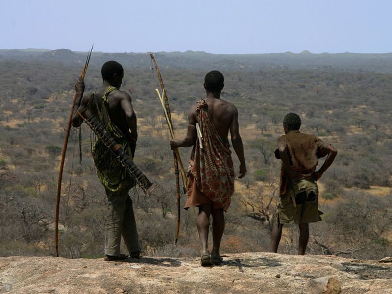 Bộ tộc kỳ lạ từ chối văn minh, sống như 1 vạn năm trước - ảnh 8