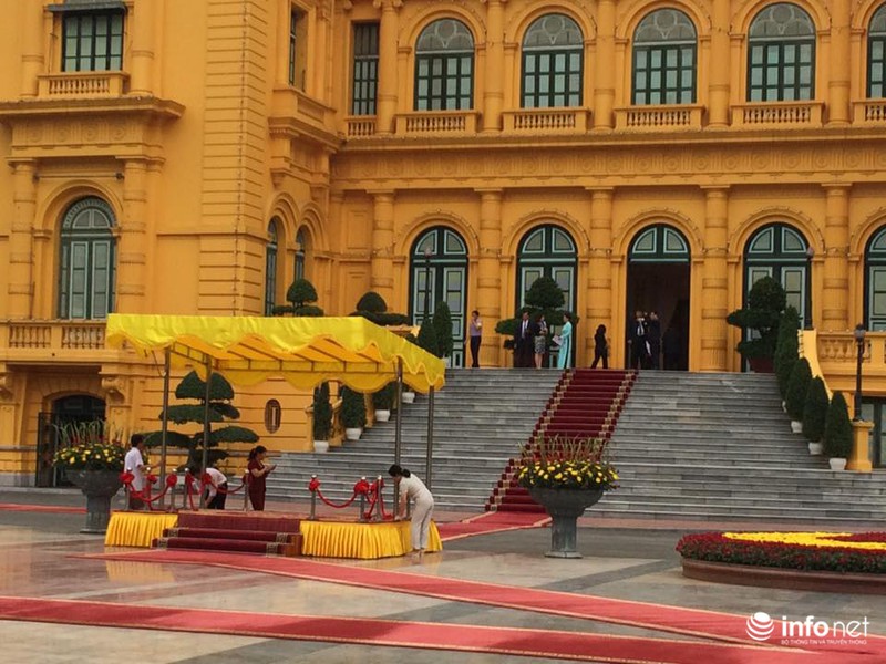 Lễ đón Tổng thống Hoa Kỳ Barack Obama thăm chính thức Việt Nam - ảnh 12