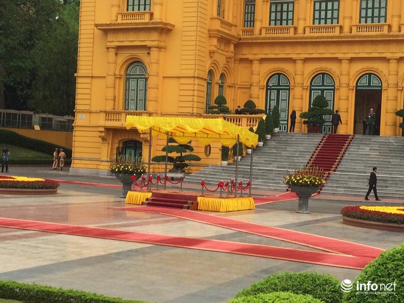 Lễ đón Tổng thống Hoa Kỳ Barack Obama thăm chính thức Việt Nam - ảnh 13