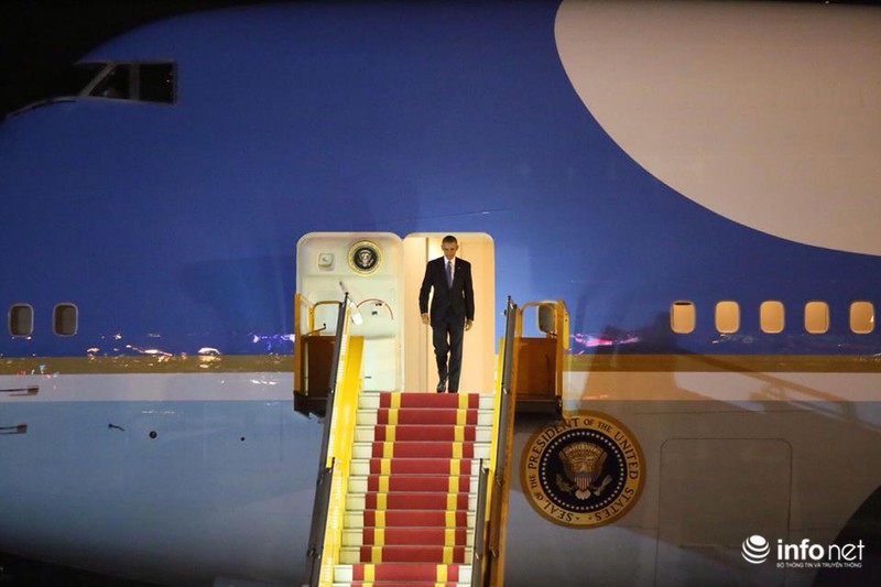 Lễ đón Tổng thống Hoa Kỳ Barack Obama thăm chính thức Việt Nam - ảnh 18