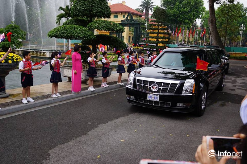 Lễ đón Tổng thống Hoa Kỳ Barack Obama thăm chính thức Việt Nam - ảnh 6