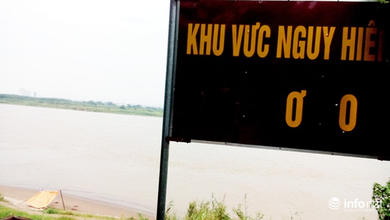 Nắng nóng, một phụ nữ xuống sông Hồng tắm giải nhiệt mất tích - ảnh 4