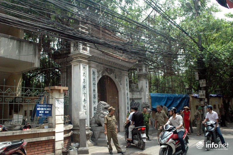 Nam thanh niên nghi