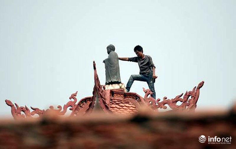 Nam thanh niên nghi