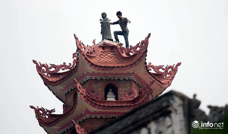 Nam thanh niên nghi