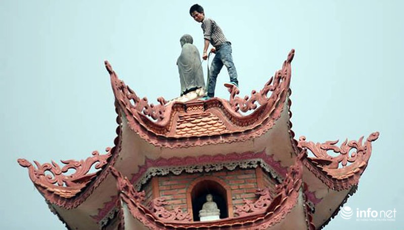 Nam thanh niên nghi