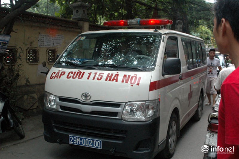 Thanh niên nghi “ngáo đá” nhảy từ nóc bảo tháp cao 40m xuống đất - ảnh 7