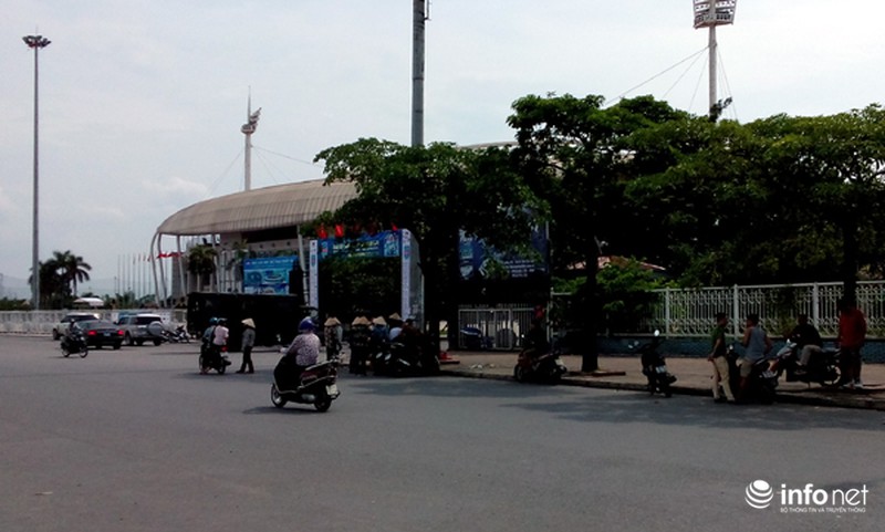 Dân buôn “khóc ròng” vì giá vé trận Việt Nam - ManCity rớt thê thảm - ảnh 4