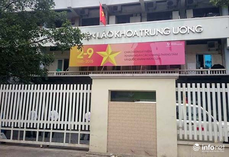 Bệnh viện Lão khoa Trung ương phụt khói, bệnh nhân hoảng loạn - ảnh 1