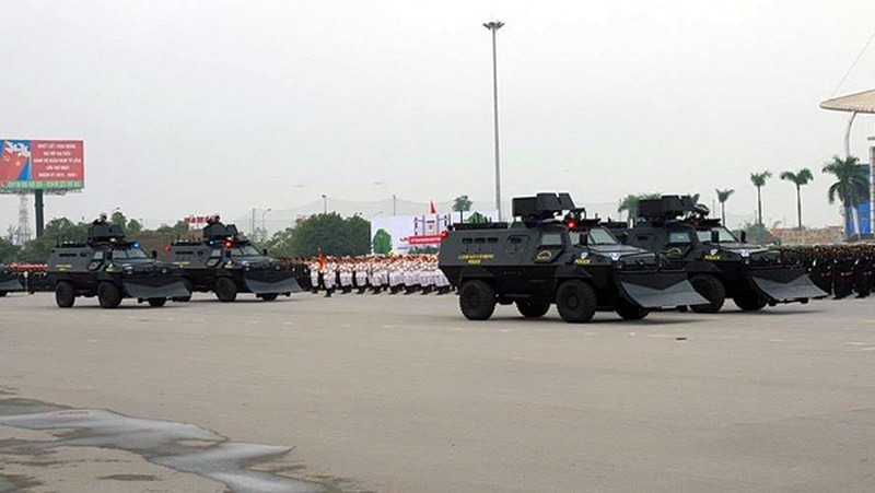Sáng nay: Dàn xe đặc chủng, khí tài hiện đại hợp luyện bảo vệ Đại hội Đảng - ảnh 2