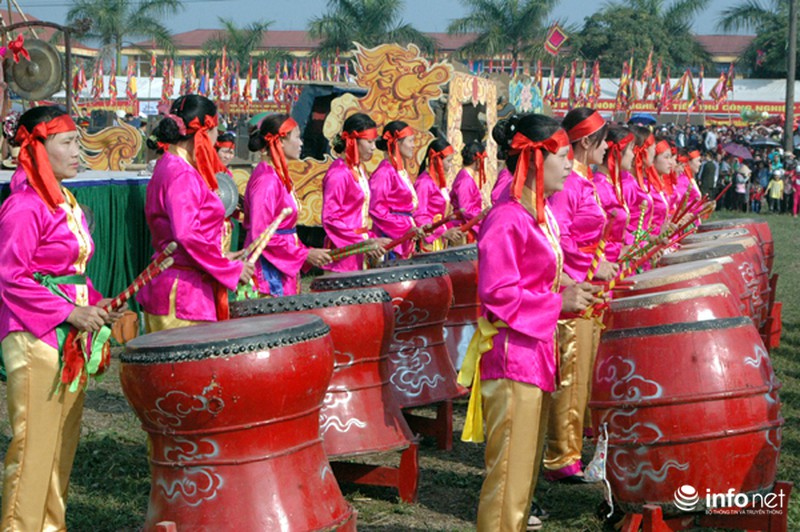 Biển người tham gia Lễ hội Tịch Điền - ảnh 6