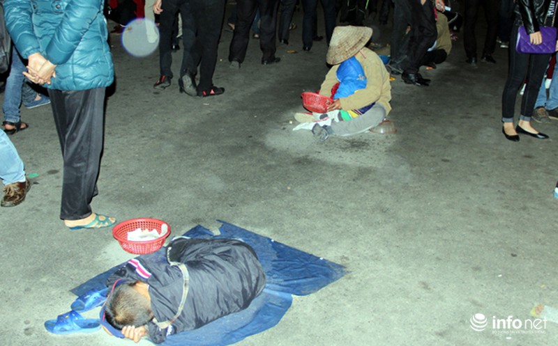 Ăn mày, cờ bạc đền Trần: BTC bảo