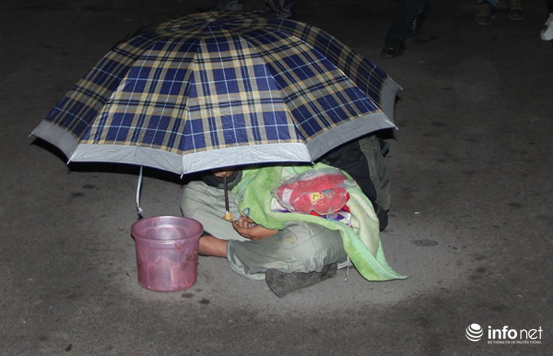 Ăn mày, cờ bạc đền Trần: BTC bảo