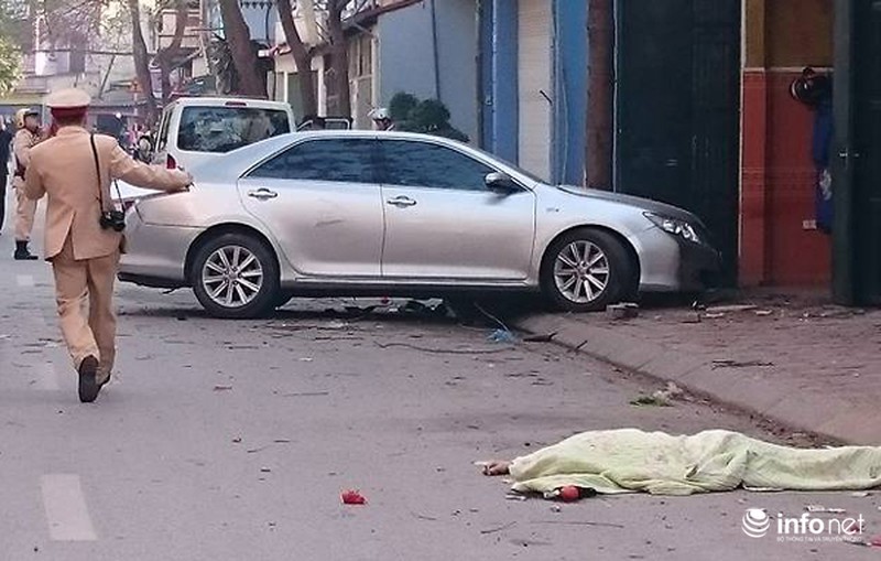 Lái xe Camry “điên” đâm chết 3 người ở Hà Nội khai đạp nhầm chân ga - ảnh 4