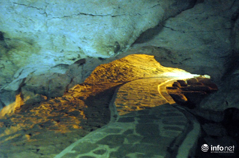 Vẻ đẹp kỳ diệu ở động Ngườm Ngao - ảnh 10