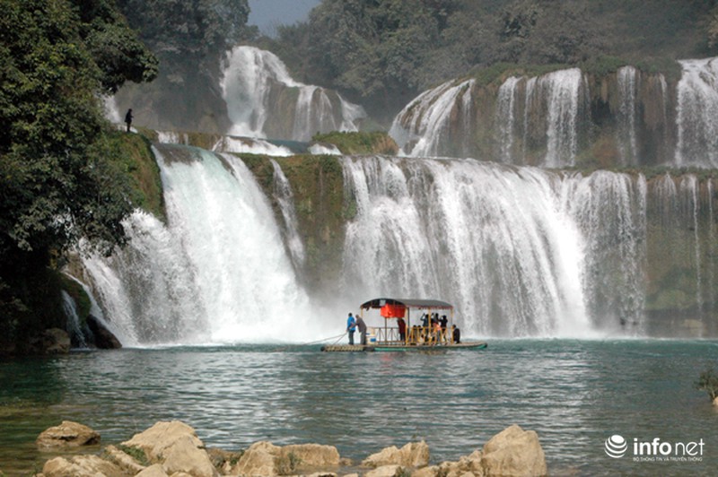 Vẻ đẹp hùng vĩ của thác Bản Giốc - ảnh 8