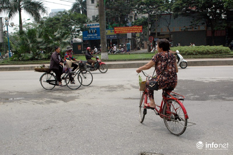 Những người lao động đang “quên” ngày Quốc tế của mình - ảnh 7
