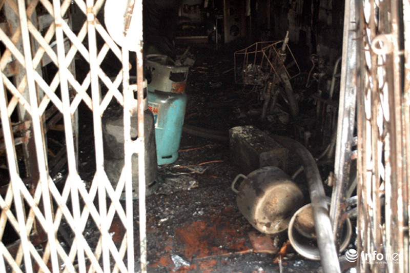 “Bà hỏa” liên tục hỏi thăm nhà của người dân Thủ đô trong một ngày - ảnh 2