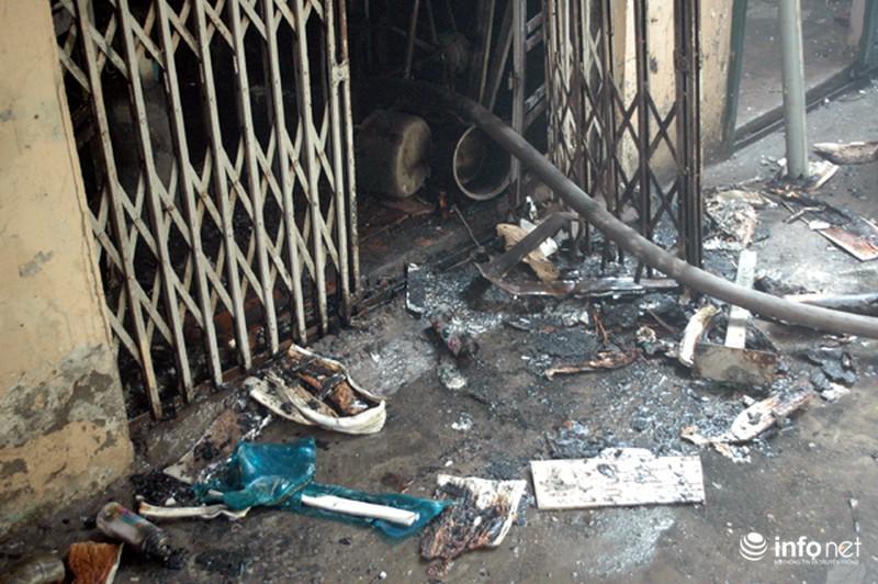 “Bà hỏa” liên tục hỏi thăm nhà của người dân Thủ đô trong một ngày - ảnh 7