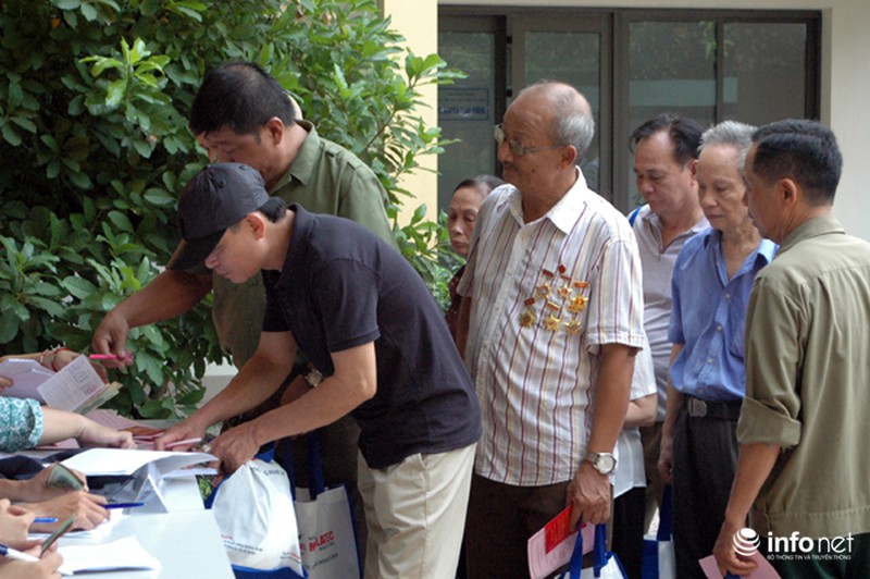 Phường đặc thù của Thủ đô tri ân người có công với đất nước - ảnh 6