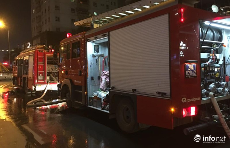 Hà Nội: Trường mầm non trong chung cư bốc cháy dữ dội - ảnh 5