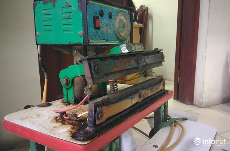 Cụ bà gần 70 tuổi làm mì chính giả AJINOMOTO và MIWON - ảnh 3