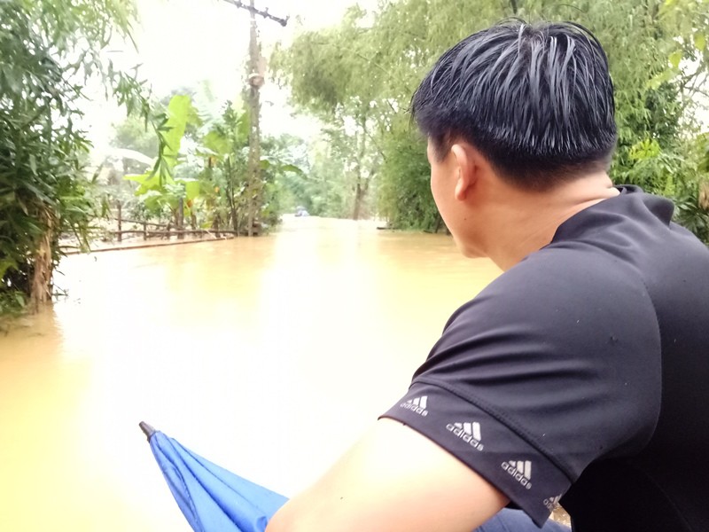 Hà Tĩnh: Lũ chồng lũ, hơn 2.500 hộ dân bị ngập nặng - ảnh 4