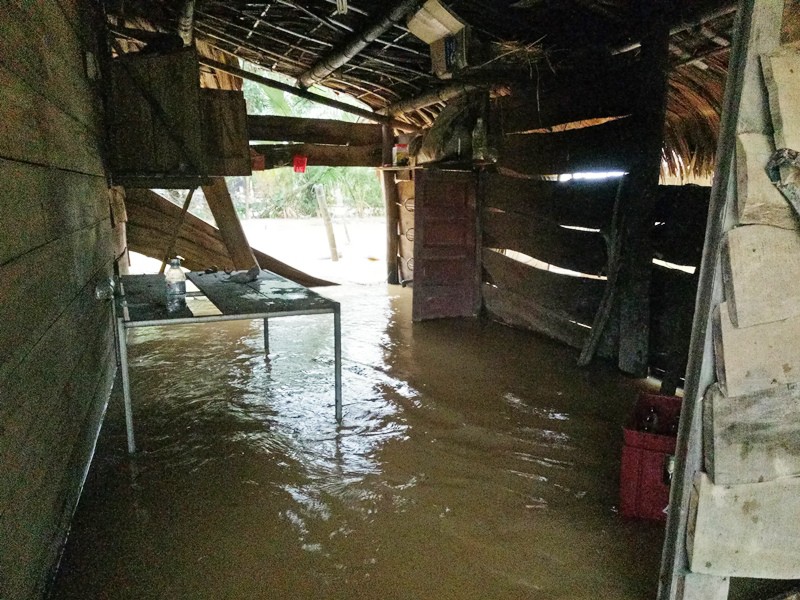 Hà Tĩnh: Lũ chồng lũ, hơn 2.500 hộ dân bị ngập nặng - ảnh 7