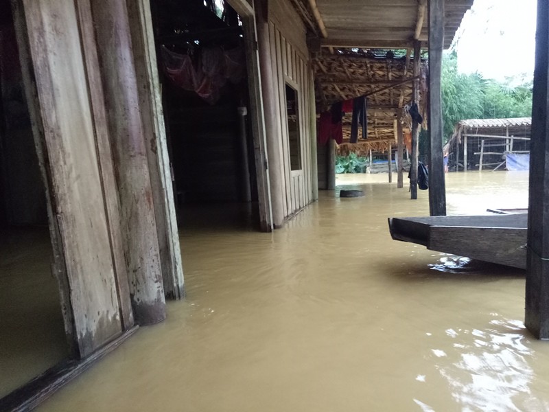 Hà Tĩnh: Lũ chồng lũ, hơn 2.500 hộ dân bị ngập nặng - ảnh 9