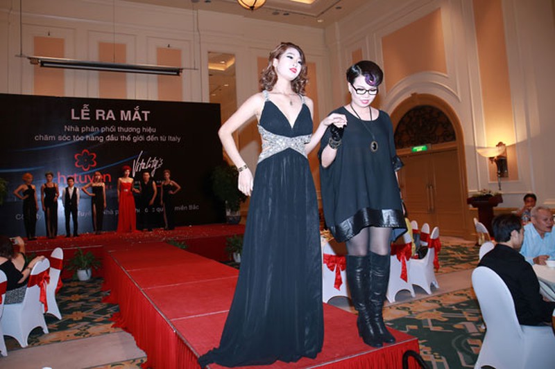 Thương hiệu Vitality’s “chào sân” Việt Nam bằng màn trình diễn thời trang tóc - ảnh 7