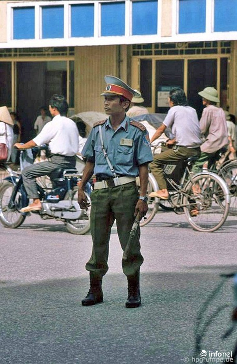 Hình ảnh độc về Hà Nội năm 1991 qua ống kính người Đức - ảnh 8