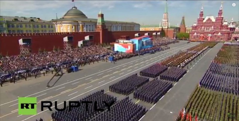Những hình ảnh ấn tượng nhất tại Lễ duyệt binh Nga 9/5/2015 - ảnh 1