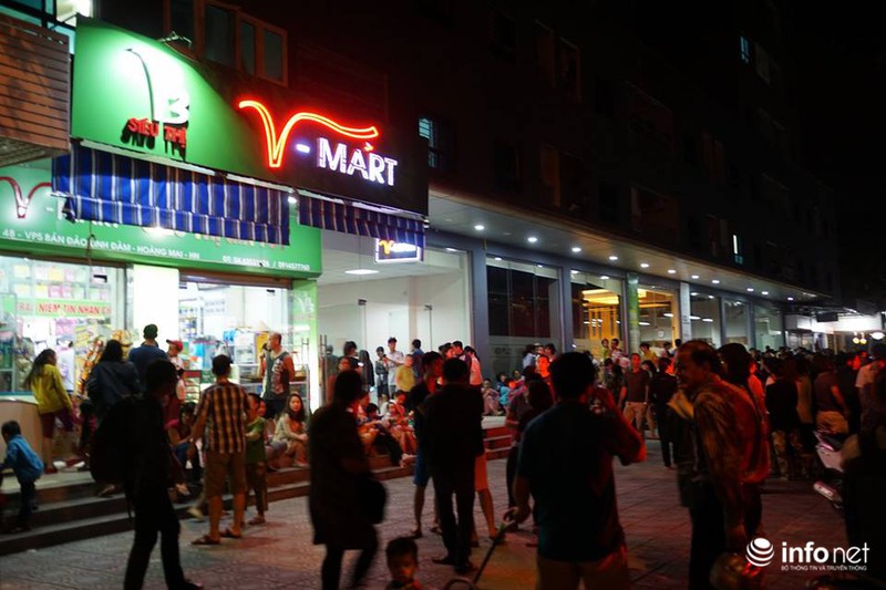 Báo cháy VP5 Linh Đàm, cư dân hốt hoảng - ảnh 4