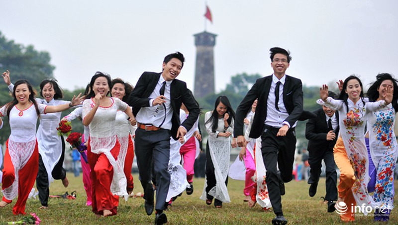 Những khoảnh khắc siêu quậy của sinh viên mùa kỷ yếu - ảnh 1