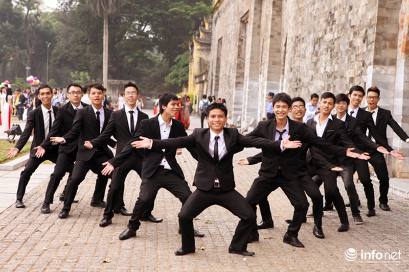 Những khoảnh khắc siêu quậy của sinh viên mùa kỷ yếu - ảnh 11