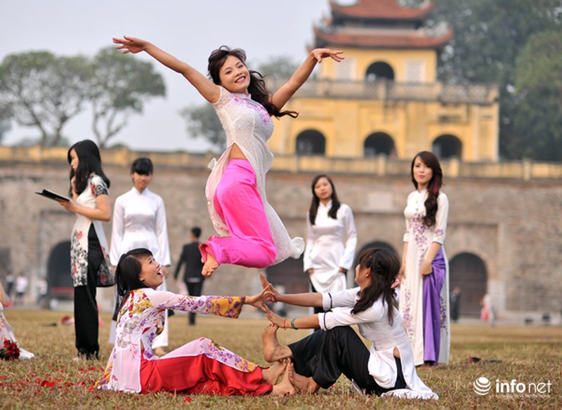 Những khoảnh khắc siêu quậy của sinh viên mùa kỷ yếu - ảnh 12