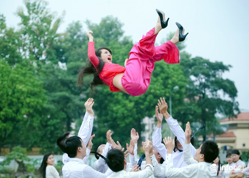 Những khoảnh khắc siêu quậy của sinh viên mùa kỷ yếu - ảnh 13